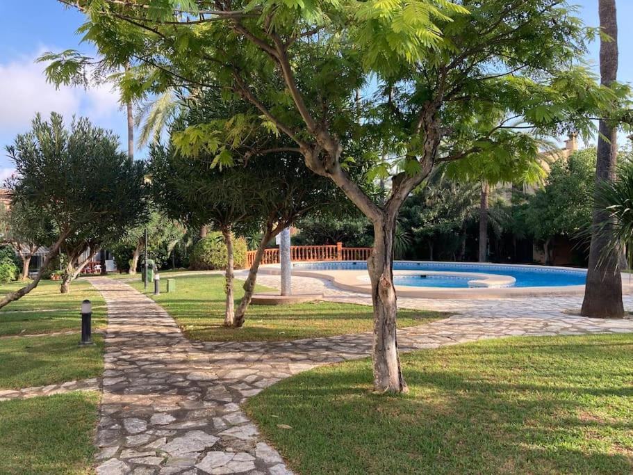 Adosado En Denia Con Gran Jardin Villa Buitenkant foto